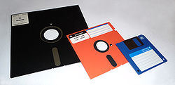 250px-Floppy_disk_2009_G1